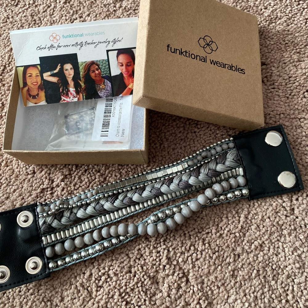 NWOT - Functional Wearable Pretty Beaded Bracelet for your Fitbit